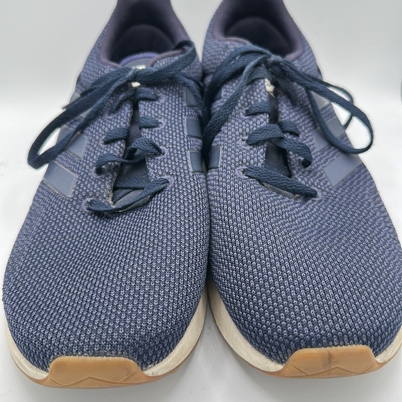 Adidas men’s blue and white running shoes, size 9.5 - Picture 2 of 7